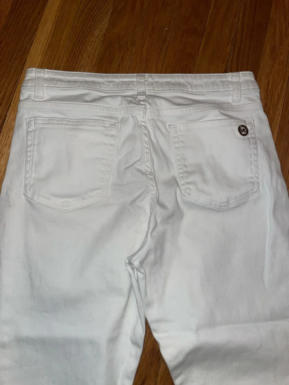 Michael Kors White Izzy Cropped Skinny Jeans.  Size 12